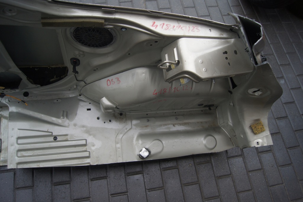 фото №6, Крыло четверть правый задняя citroen ds3 10-19