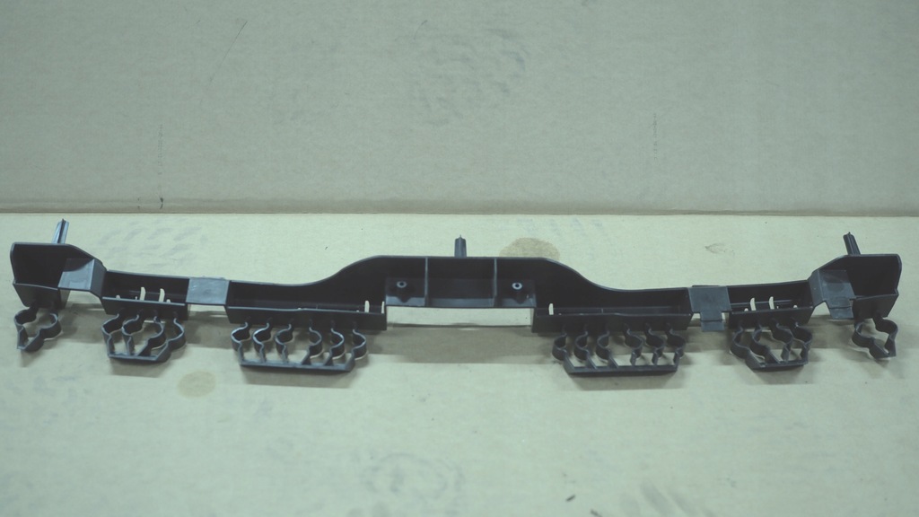 фото №4, Направляющая бампера задняя renault clio v 850429691r