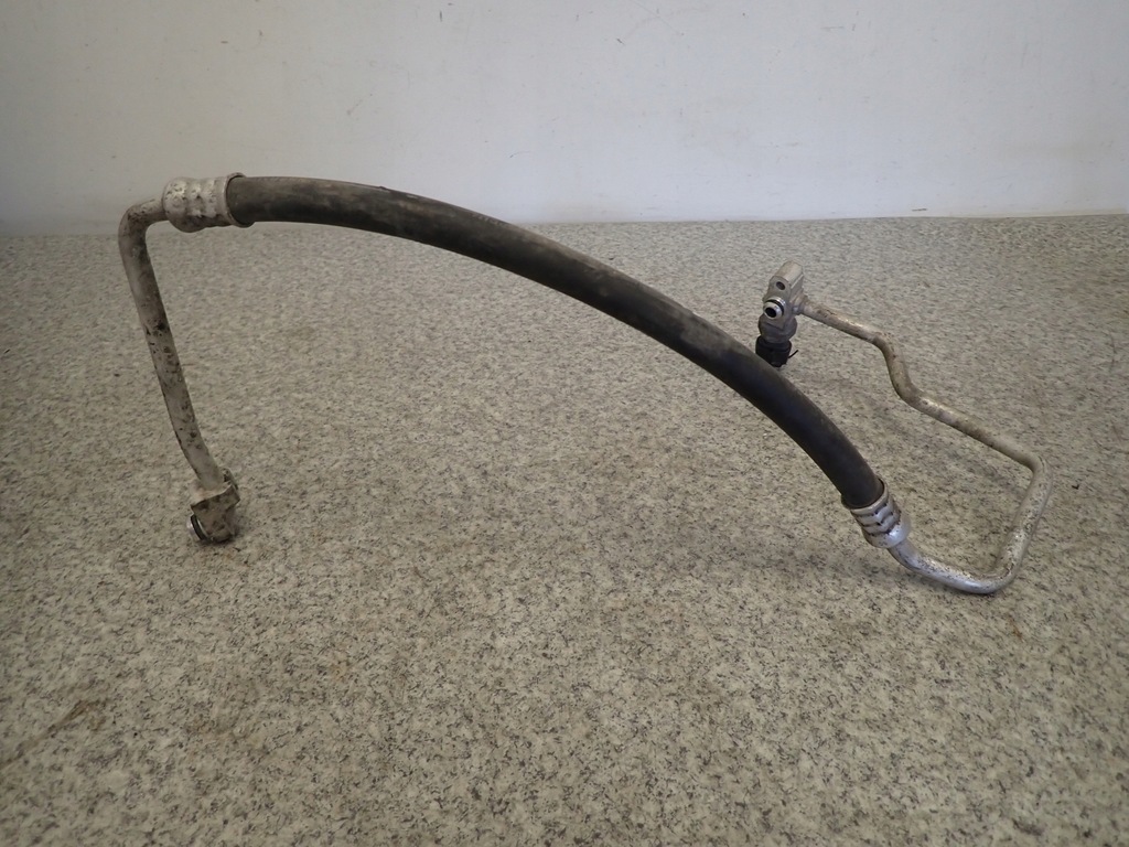 фото №3, Toyota avensis t25 d4d 03-06 шланг кондиціонера