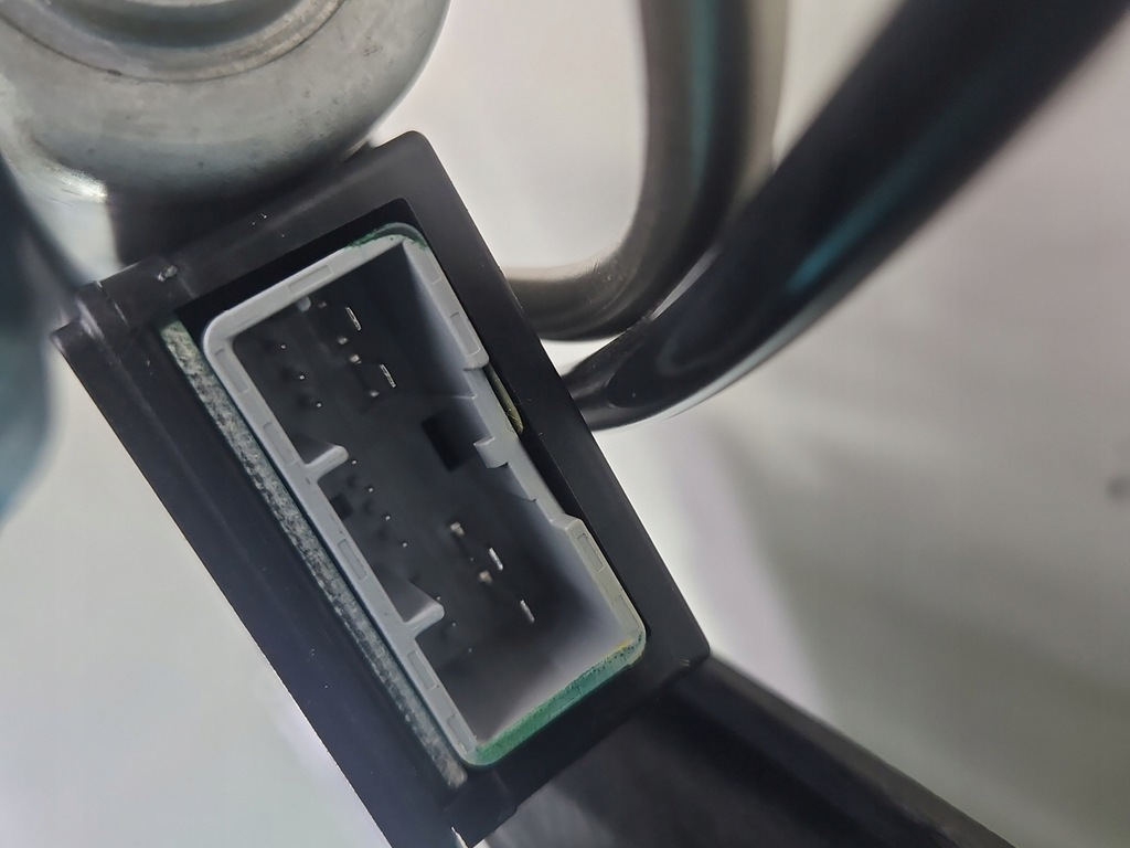 фото №13, Люк chevrolet captiva