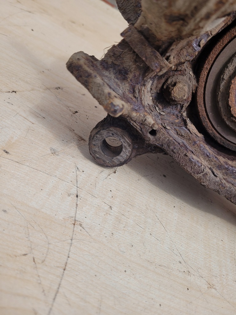 фото №9, Jeep cherokee liberty kj 01-07r поворотний кулак ступиця правий перед