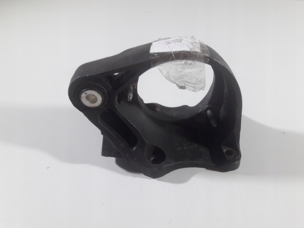 фото №2, Volvo xc60 2.0 d4 13r- кронштейн підпора піввісь