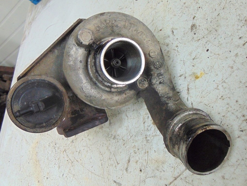 фото №2, Volvo v40 1.9td 97r турбонагнетатель 7700108866