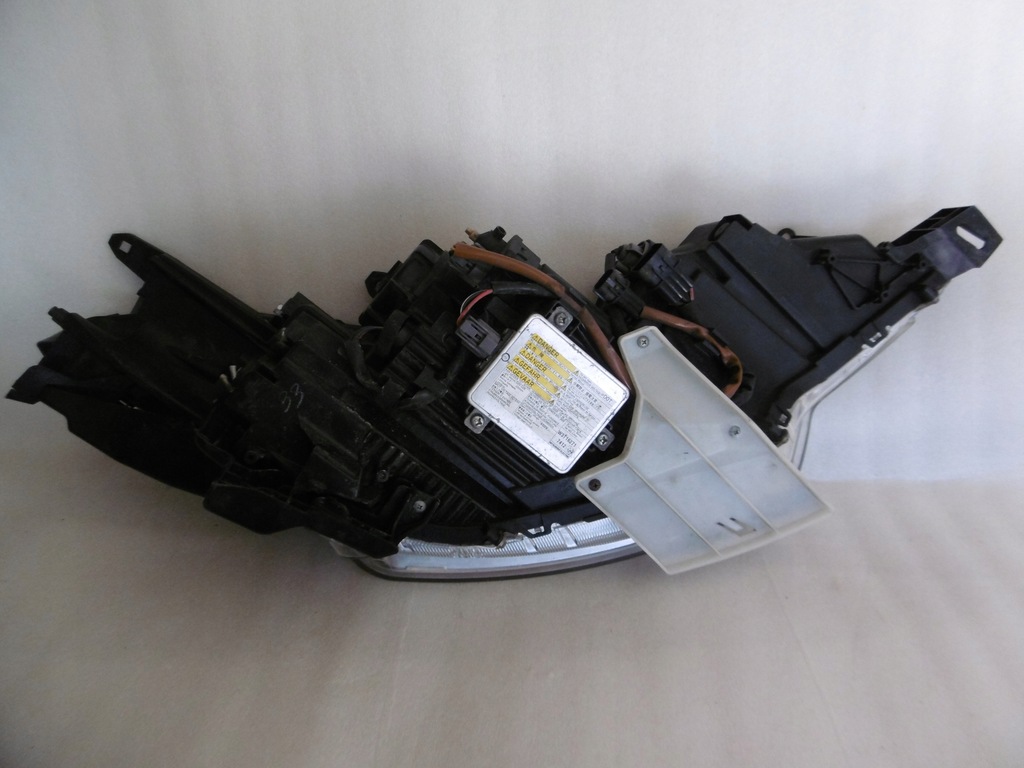 фото №10, Citroen c-crosser - лампа передня ліва ксенон