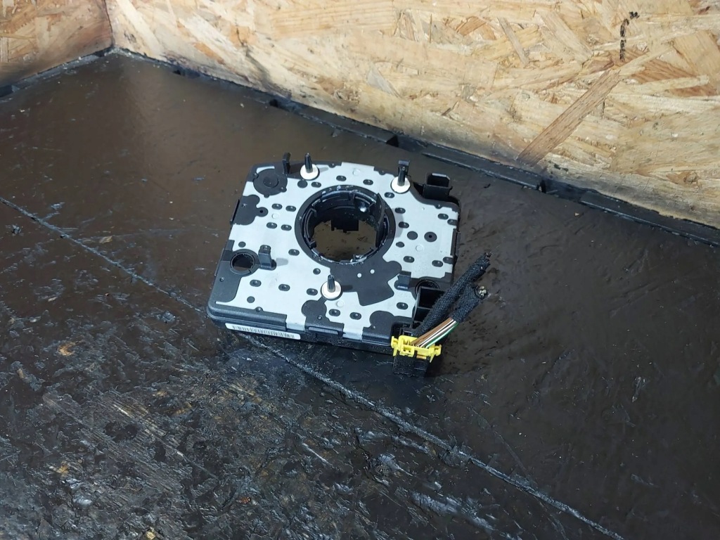 фото №9, Лента шлейф подушка безопасности подушки безопасности руля audi a4 b5 8d 1j0959654l