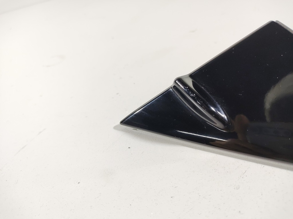 фото №5, Lexus is300h 13r треугольник защита крыла левая