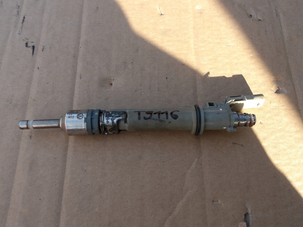 Купити Audi a8 w12 6.3fsi форсунка пального 07p906036c