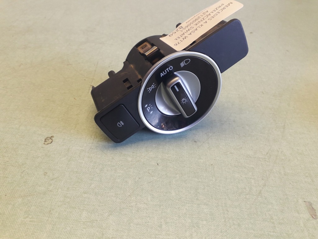 фото №1, Mercedes a klasa w176 lift переключатель света a2129050651