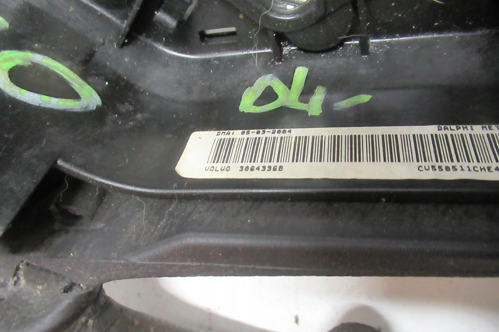 фото №8, Volvo s60 04r воздуховод