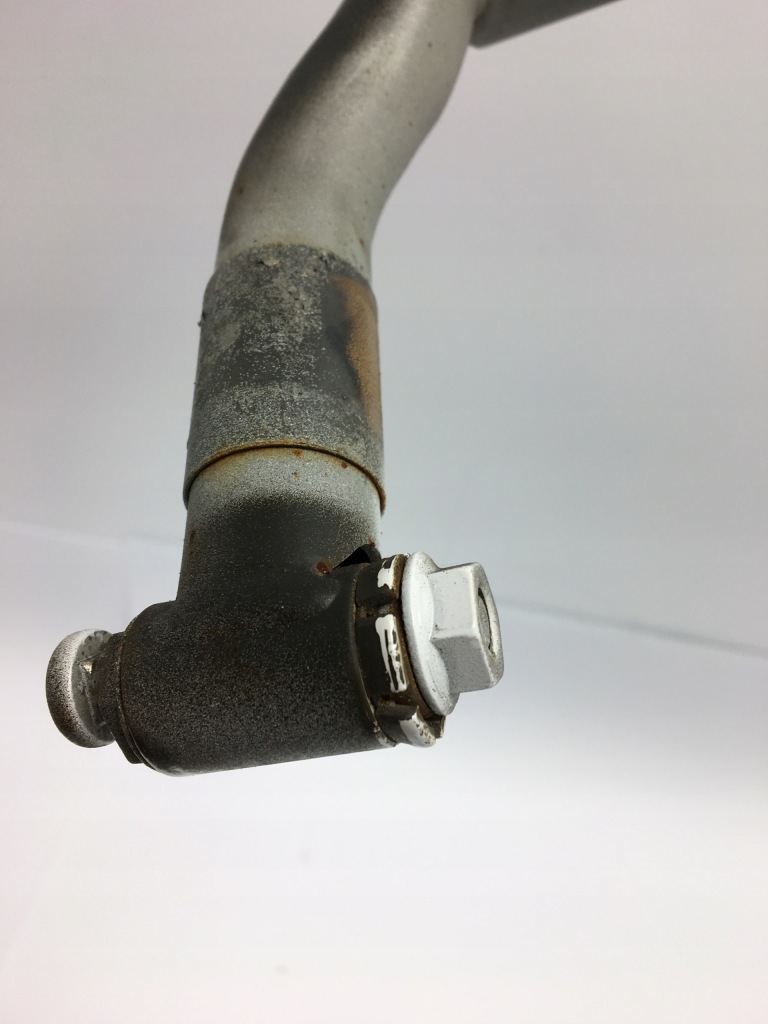 Петля левый крышки багажника mercedes w124 sedan 1247500728 Киев