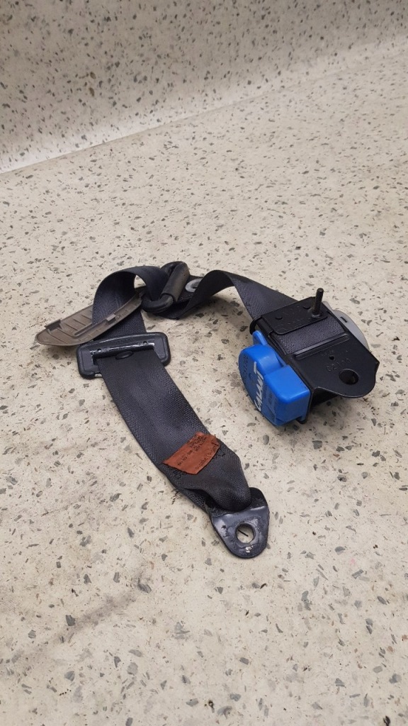 фото №2, Pas безпеки задня лівий mitsubishi galant vii