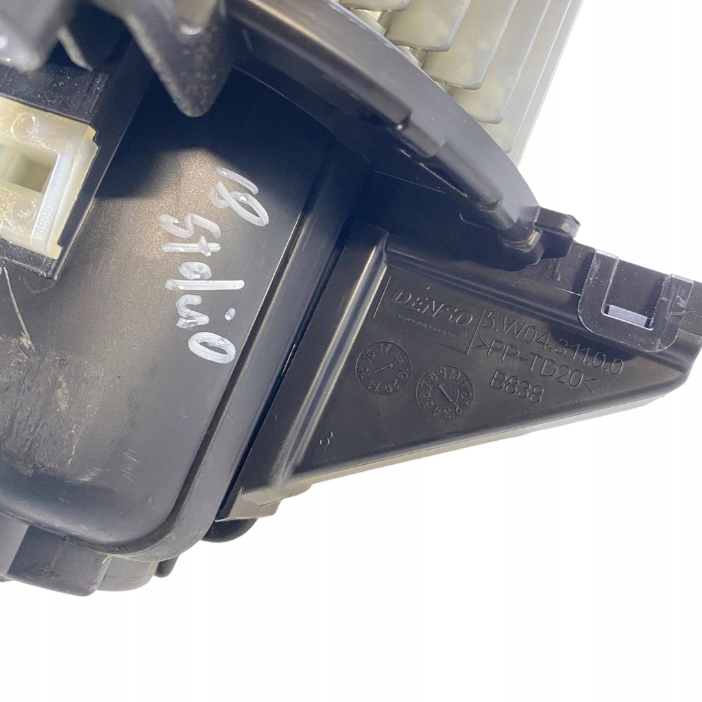 фото №8, Alfa romeo stelvio 2019 вентилятор