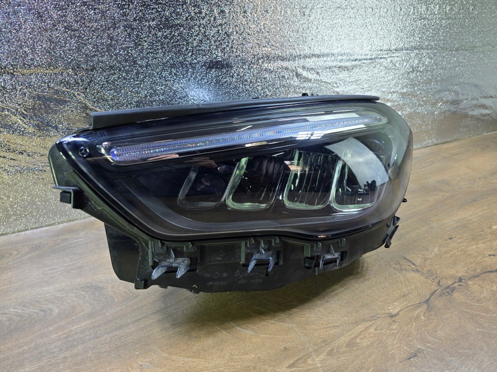 Mercedes gla фара перед передня ліва led a2479066107 Оригінал