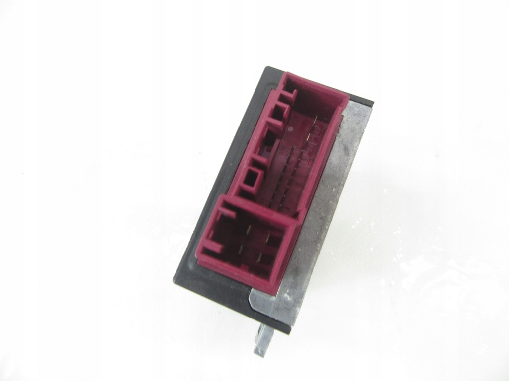 фото №3, Блок управления насоса топлива bmw e60 e61 e65 e70 e88 e90 e91 e92