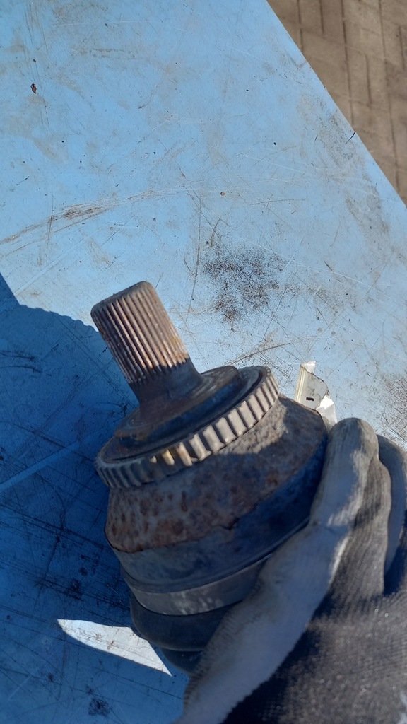 фото №6, Приводной вал левая p30759007 volvo s60 v70 ii 2.4 d5 163km