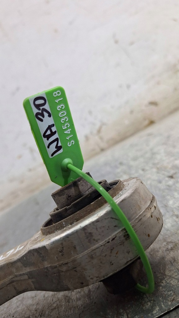 фото №7, Важіль перед нижній правий 4z7407151 audi a6 c5