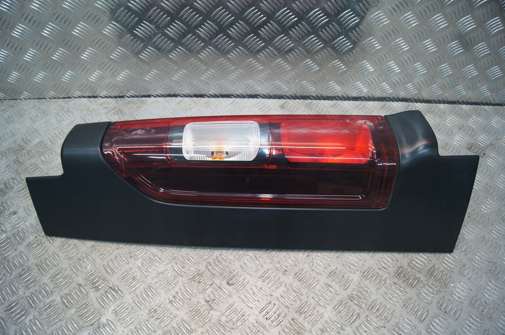 фото №1, Renault trafic iii лампа ліва лівий задня