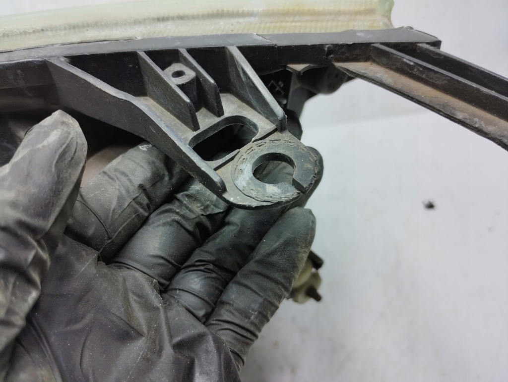 фото №6, Ford fiesta mk6 лампа правая передняя