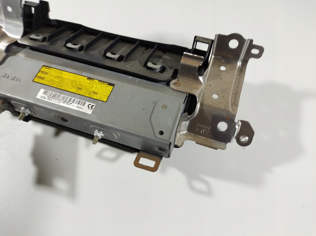 фото №13, Lexus is300h 13r подушка колінна подушка безпеки uk