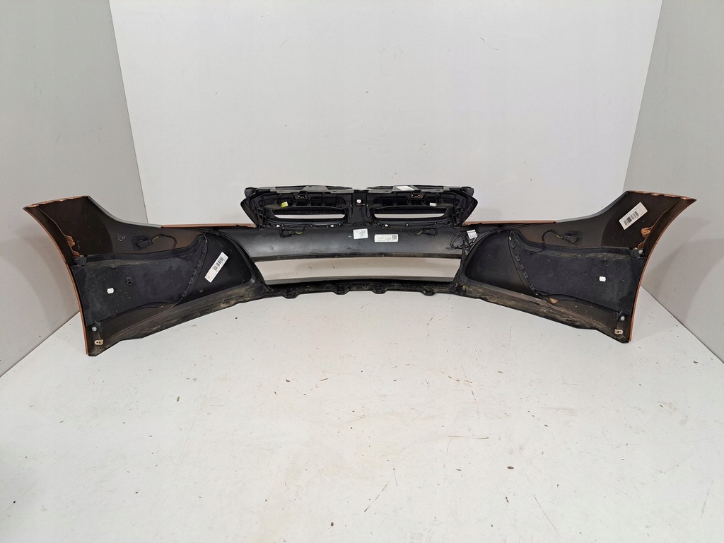 фото №10, Bmw i8 2018 бампер передній