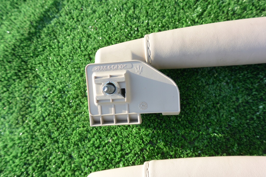 фото №7, Кронштейн потолочный kpl maserati quattroporte vi