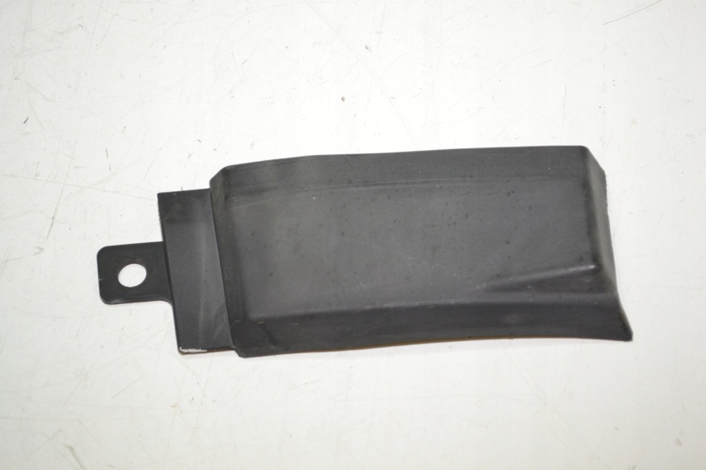 Купить Заглушка молдинг бампера задний  a9068802871 mercedes sprinter w906