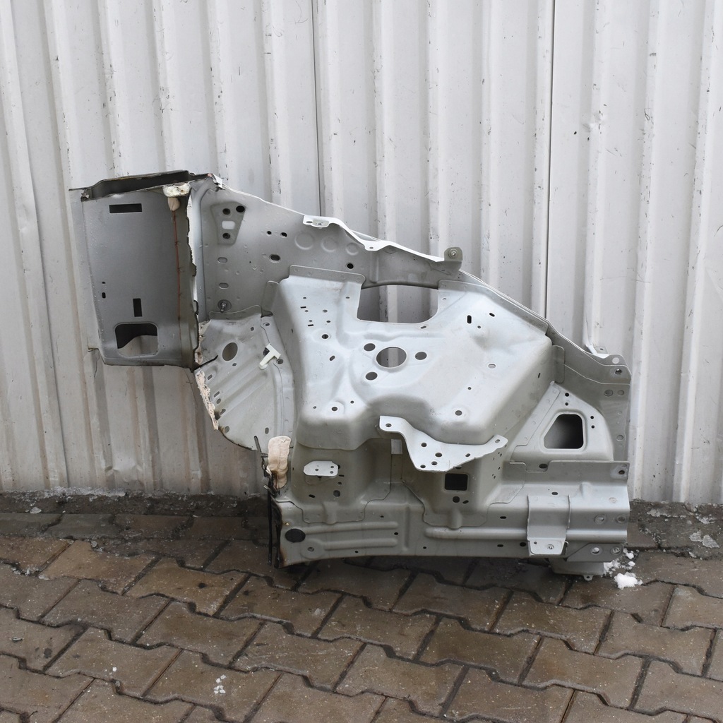 фото №1, Лонжерон лівий перед підкрилок чашка tesla model y лак ppsw