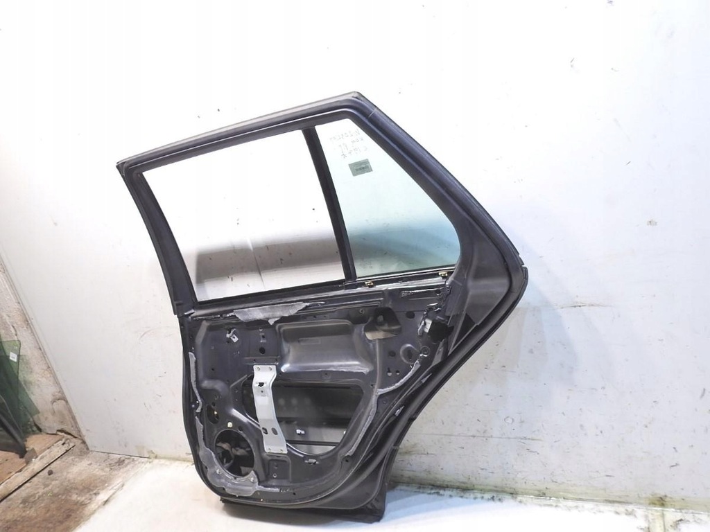 фото №8, Дверь правый задняя c197 mercedes w203 kombi lift