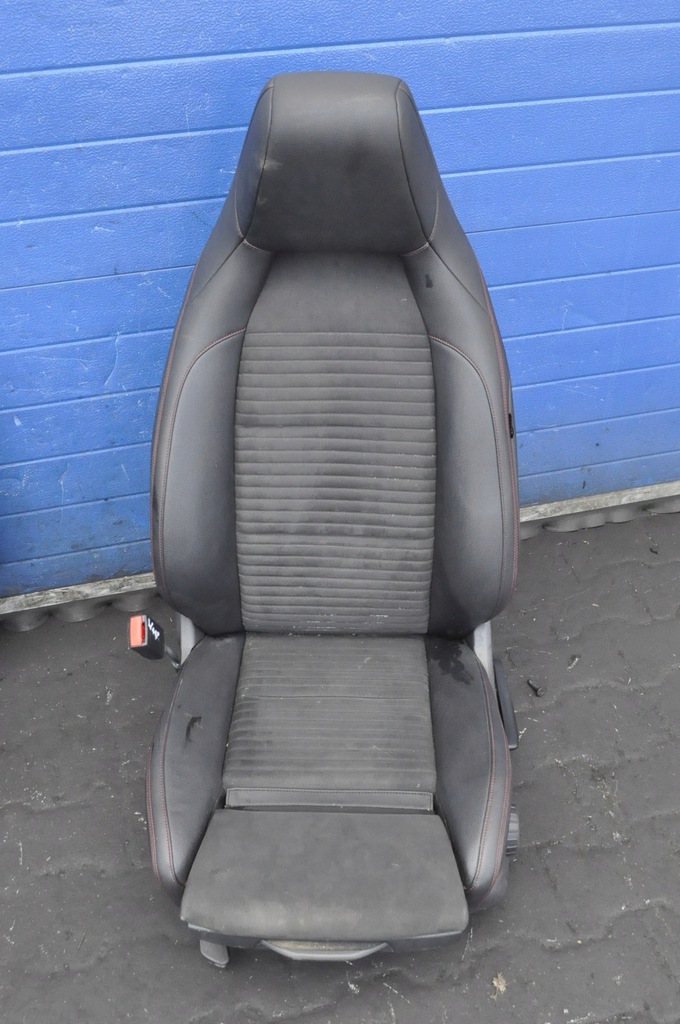 фото №10, Mercedes w117 сидіння заднє сидіння обшивки шкіра