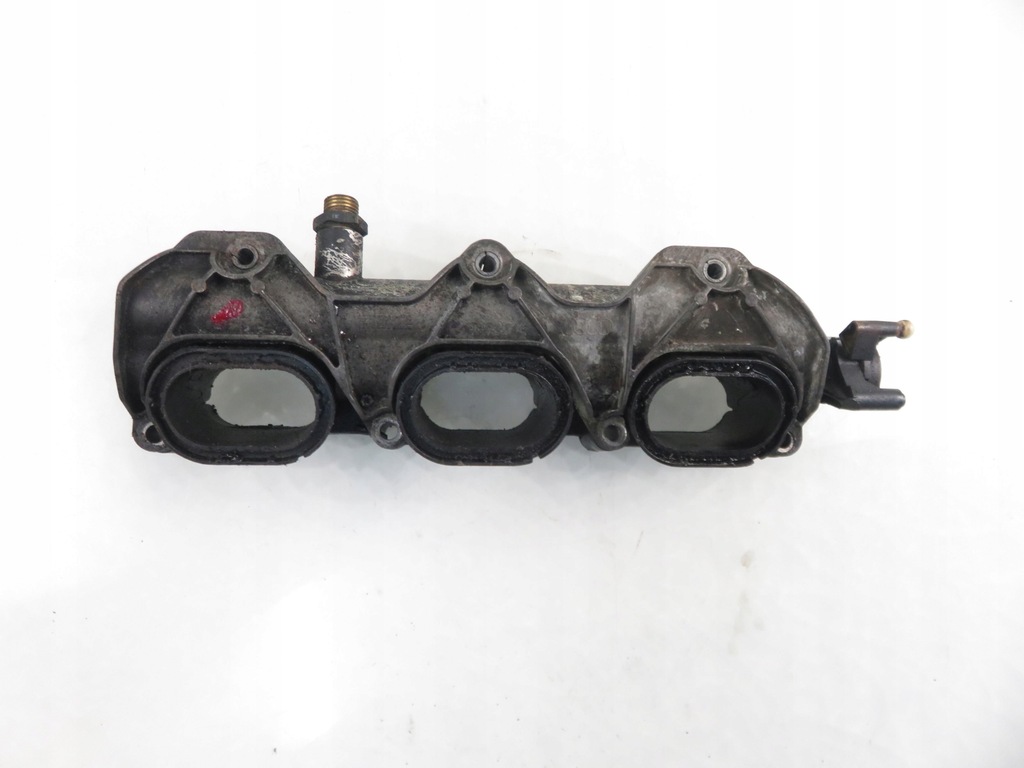 фото №8, Коллектор всасывающий audi a4 b8 s4 06e133109af