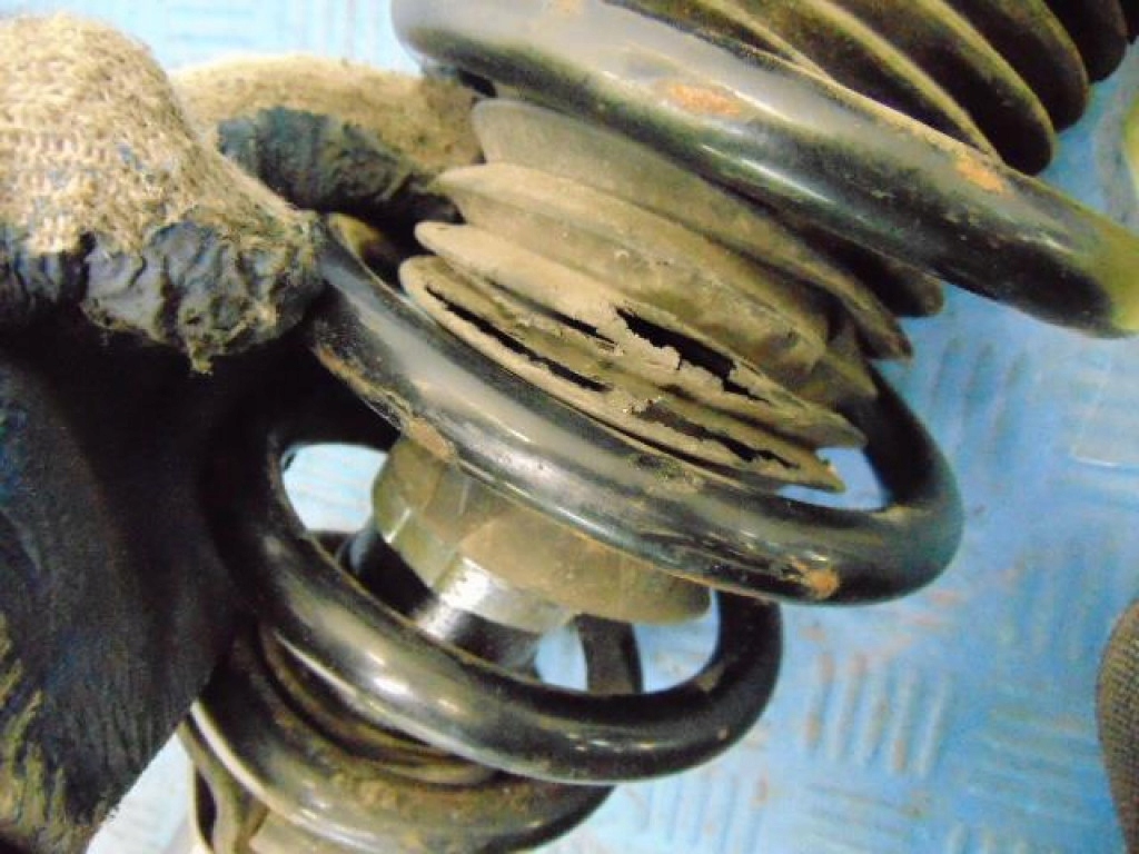 Alfa romeo 159 1.9jtd амортизатор правый перед с Разборки