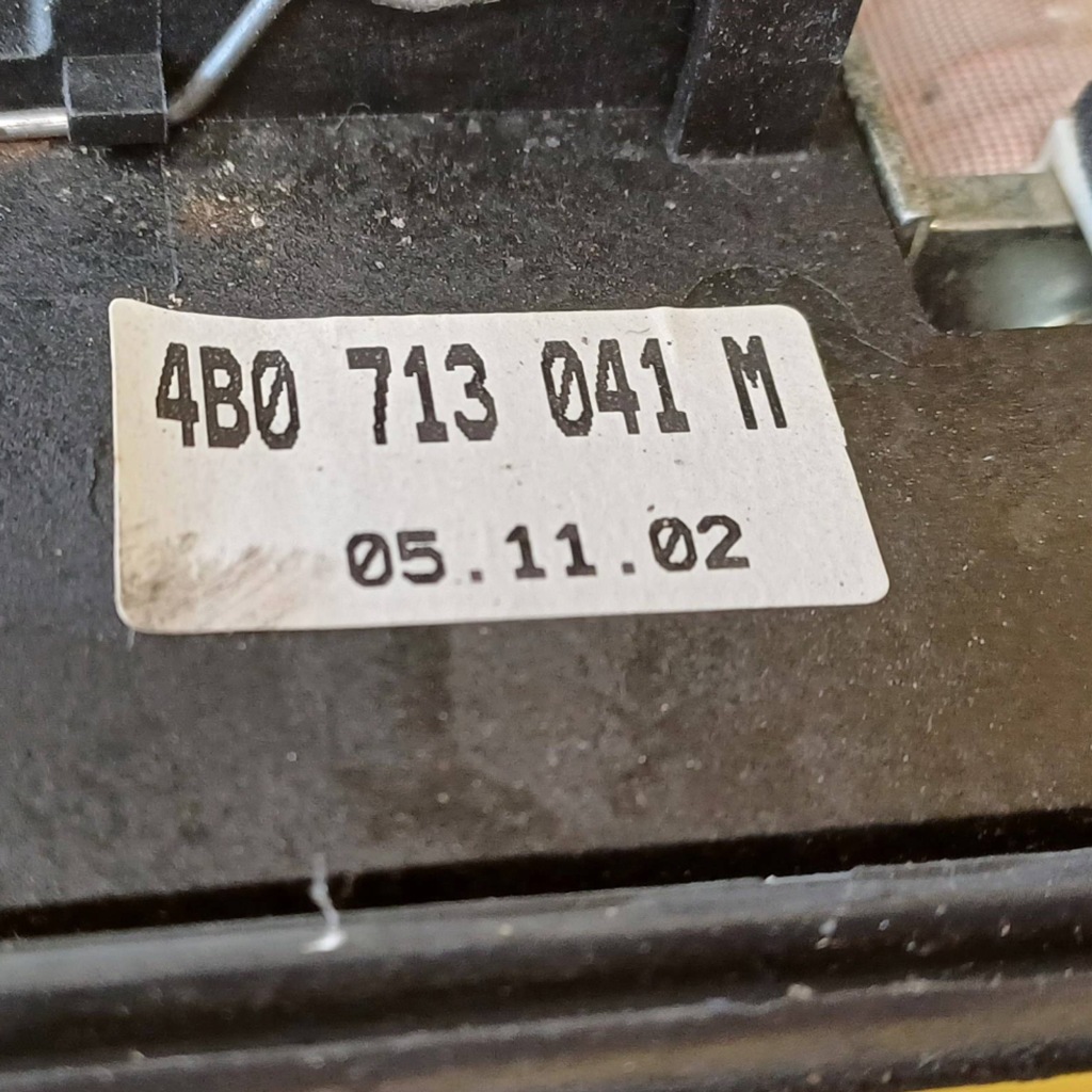 фото №1, Домкрат автоматическая коробка передач vw passat b5 4b0713041m nr34