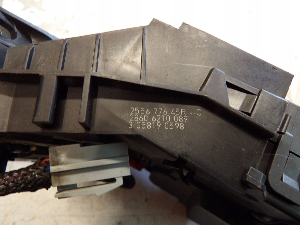 фото №2, Перемикач комбінований 255677645r renault оригінальний номер