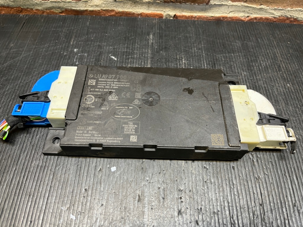 Купити Mercedes w907 модуль блок керування a9079009203