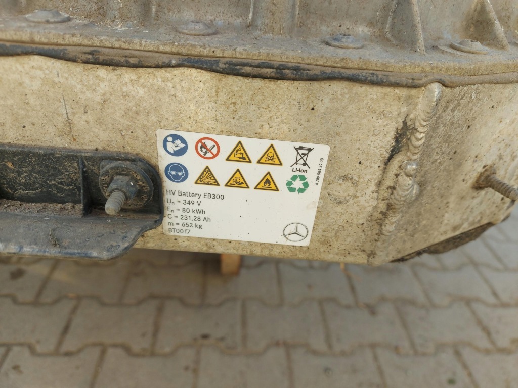 Mercedes eqc 400 w293, аккумулятор аккумулятор исправный 80kwh a2933406100 в Украине