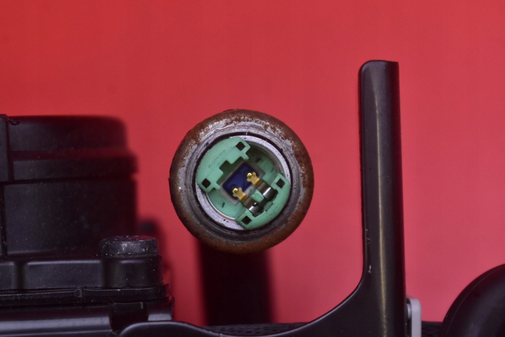 фото №5, Pas безопасности правый перед натяжитель tk-ah3-h980 mazda mx5 mx-5 4 iv nd