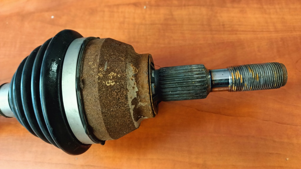 Jg9p-3b436-aa приводной вал mondeo mk5 1,5 бензин с Разборки