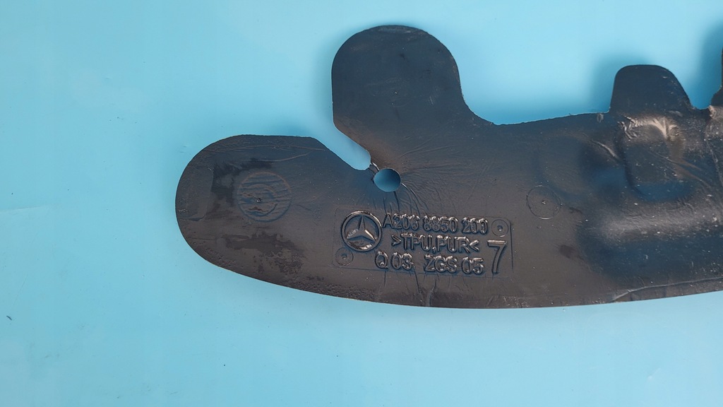 фото №8, Mercedes w206 абсорбер шумоизоляция крыла a2068850200