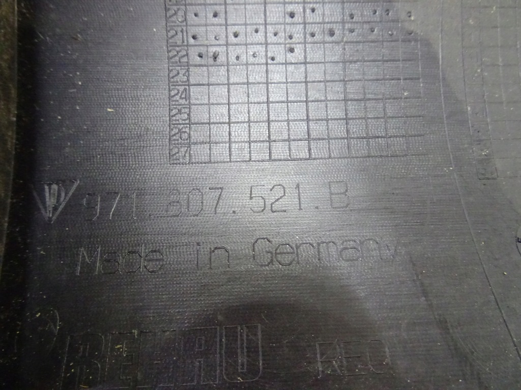 фото №11, Porsche 971 panamera lift диффузор бампера задняя 971807521b