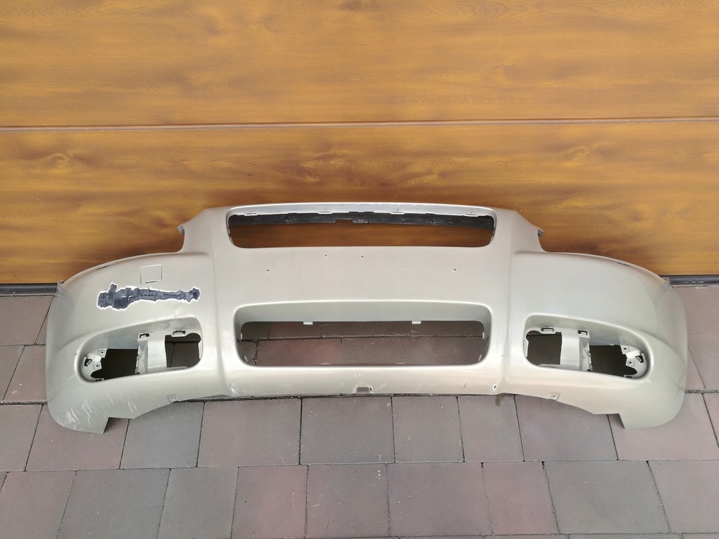 фото №1, Volvo v70 v-70-ii 2005-2009--zderzak передний перед