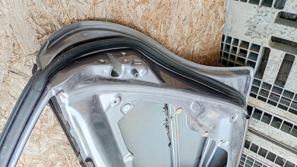 Дверь задний правое mazda 6 gg 1 седан 02r с Разборки