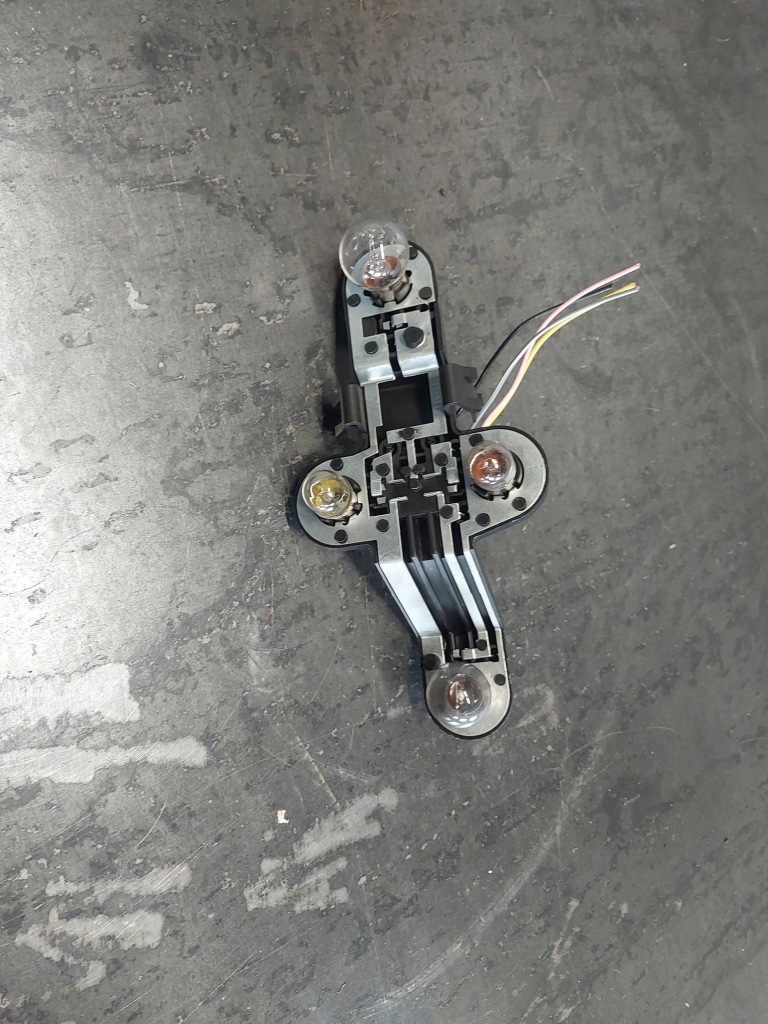 фото №5, Вкладыш лампы задний левый volvo s60 153851