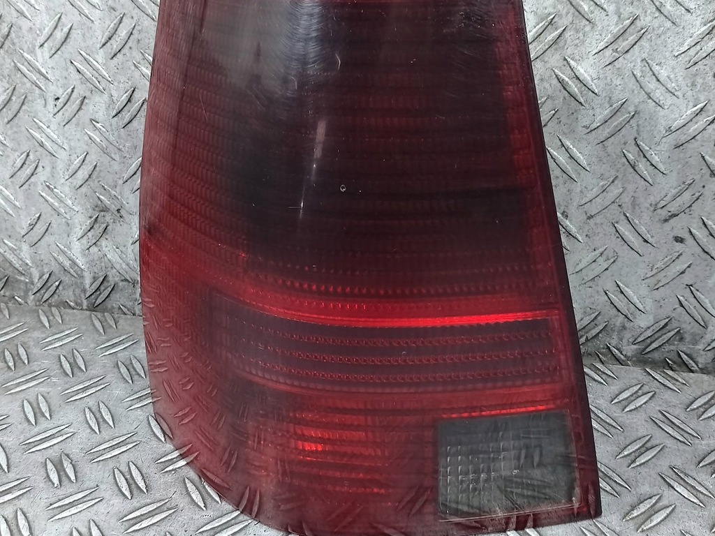 фото №7, Лампа задня ліва vw bora 1j9945075m kombi