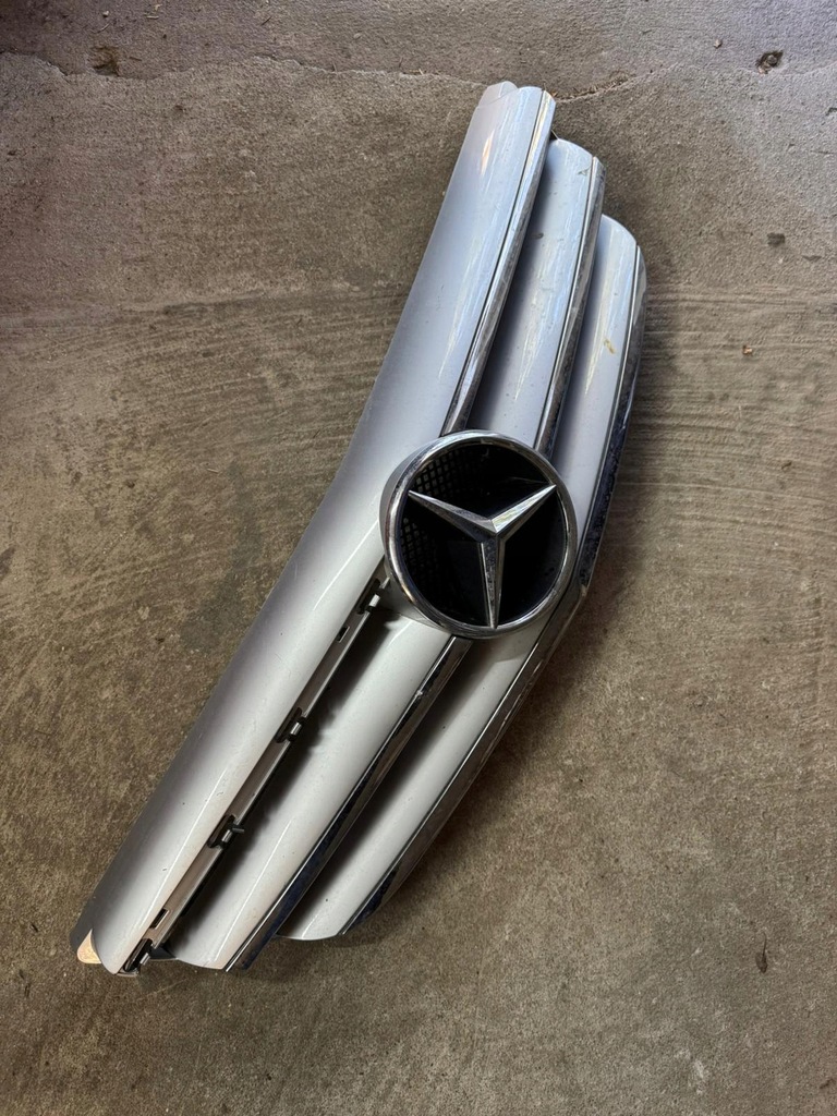 фото №1, Mercedes b-klasa w245 lift решётка радиатора решётка радиатора orginał a1698800883