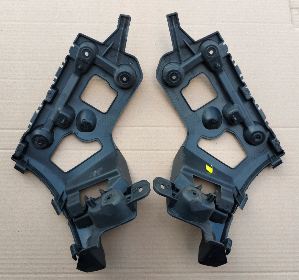 фото №2, Renault captur i направляющая бампера задняя