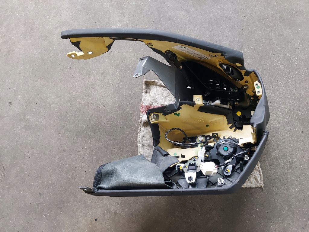 фото №8, Защита спидометра панели ferrari 488 gtb левая 87438700