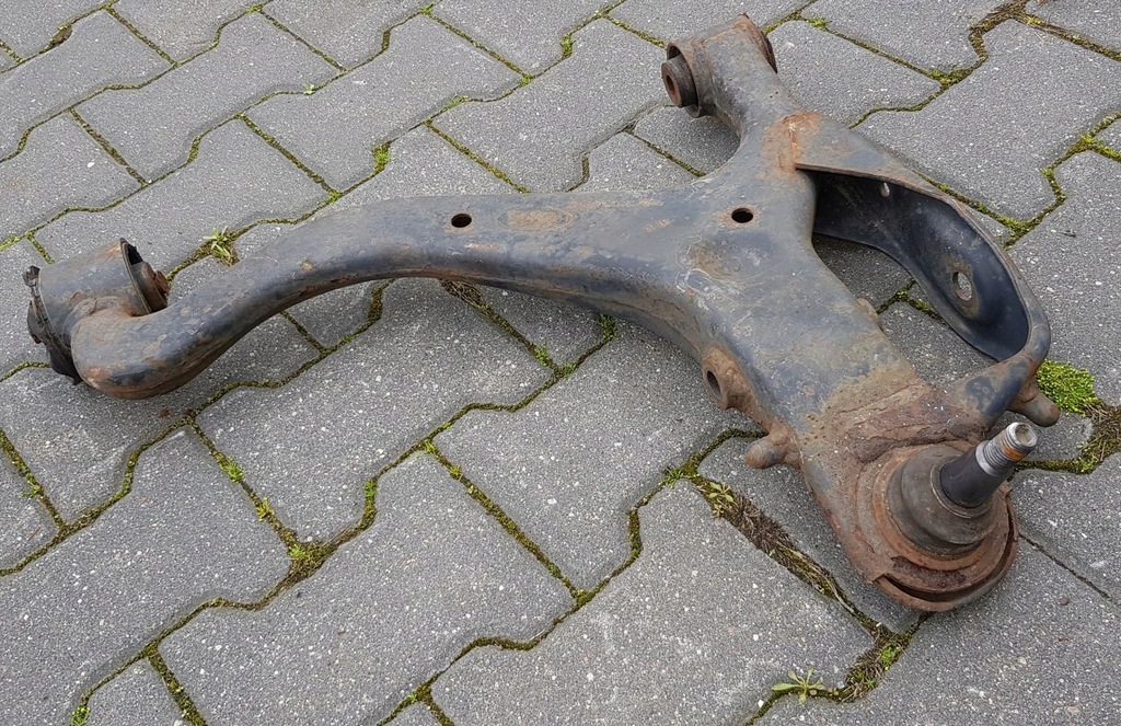 фото №6, Land rover discovery 4 iv рычаг верхний левый перед