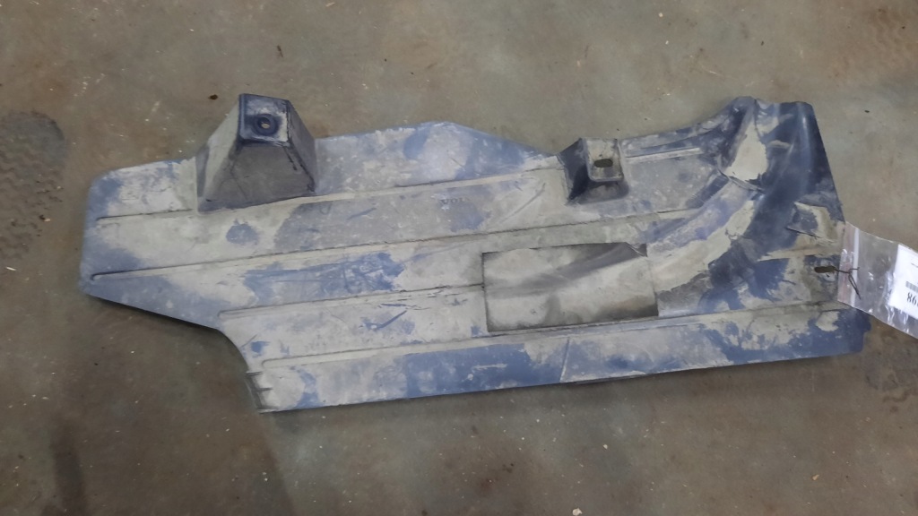 фото №1, Защита подвеска правая volvo c30 s40 v50 30714863