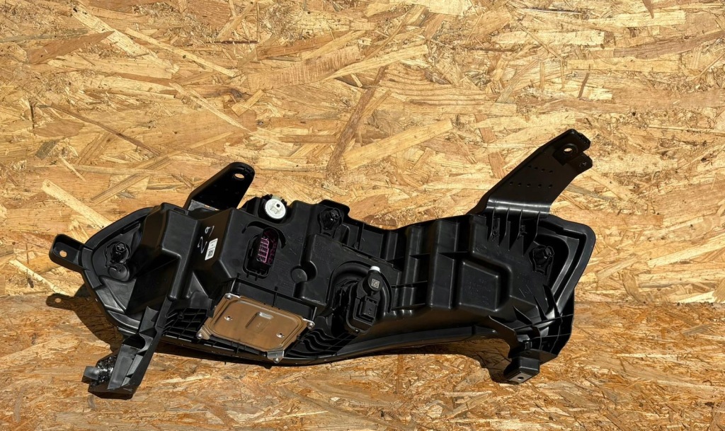 Фара перед правый  передняя renault megane v 5 e-tech full led 260102443r or Доставка