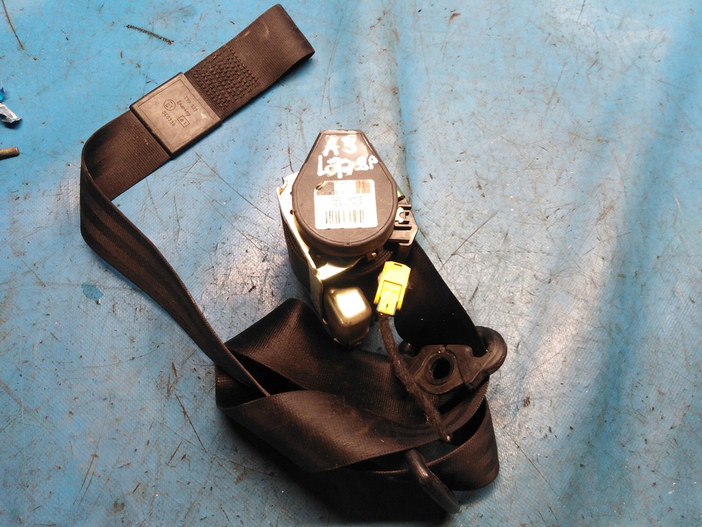 фото №1, Pas безпеки лівий перед audi a3 8p